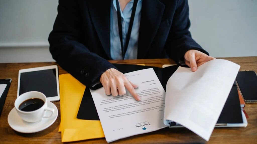 LFT y contrato laboral - qué dice la ley al respecto